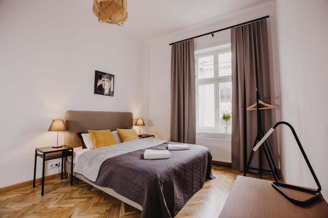 Michalowskiego 11 Apartment