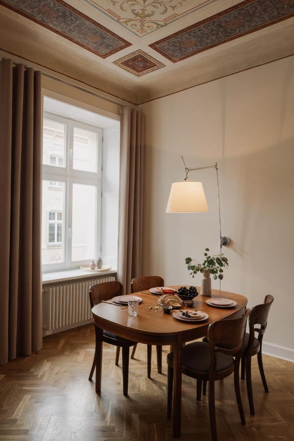 Michalowskiego 11 Apartment